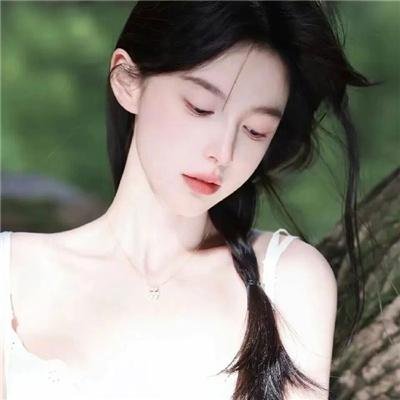 长在面包树上的女人